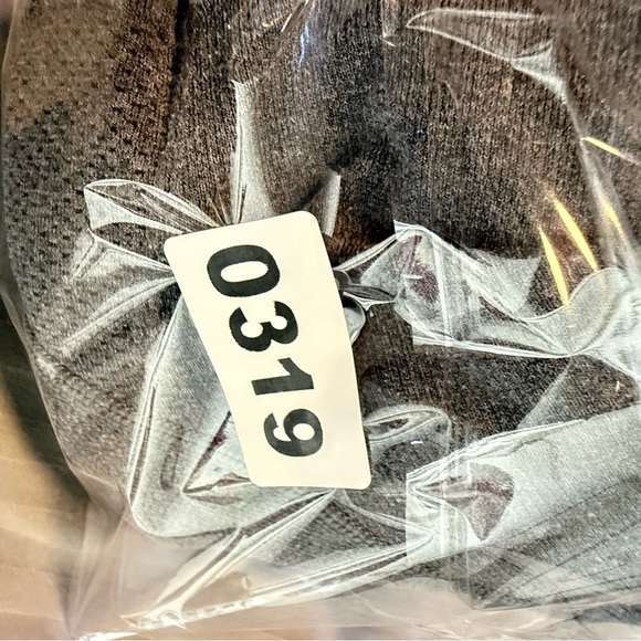 Lululemon Swiftly Tech Short Sleeve Crew Heathered Slate - Picture 9 of 9